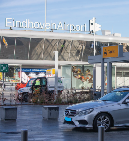 over taxi eindhoven airport