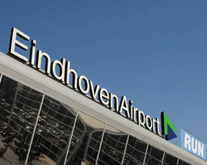 Ruim en comfortabel vervoer voor groepen naar Eindhoven Airport