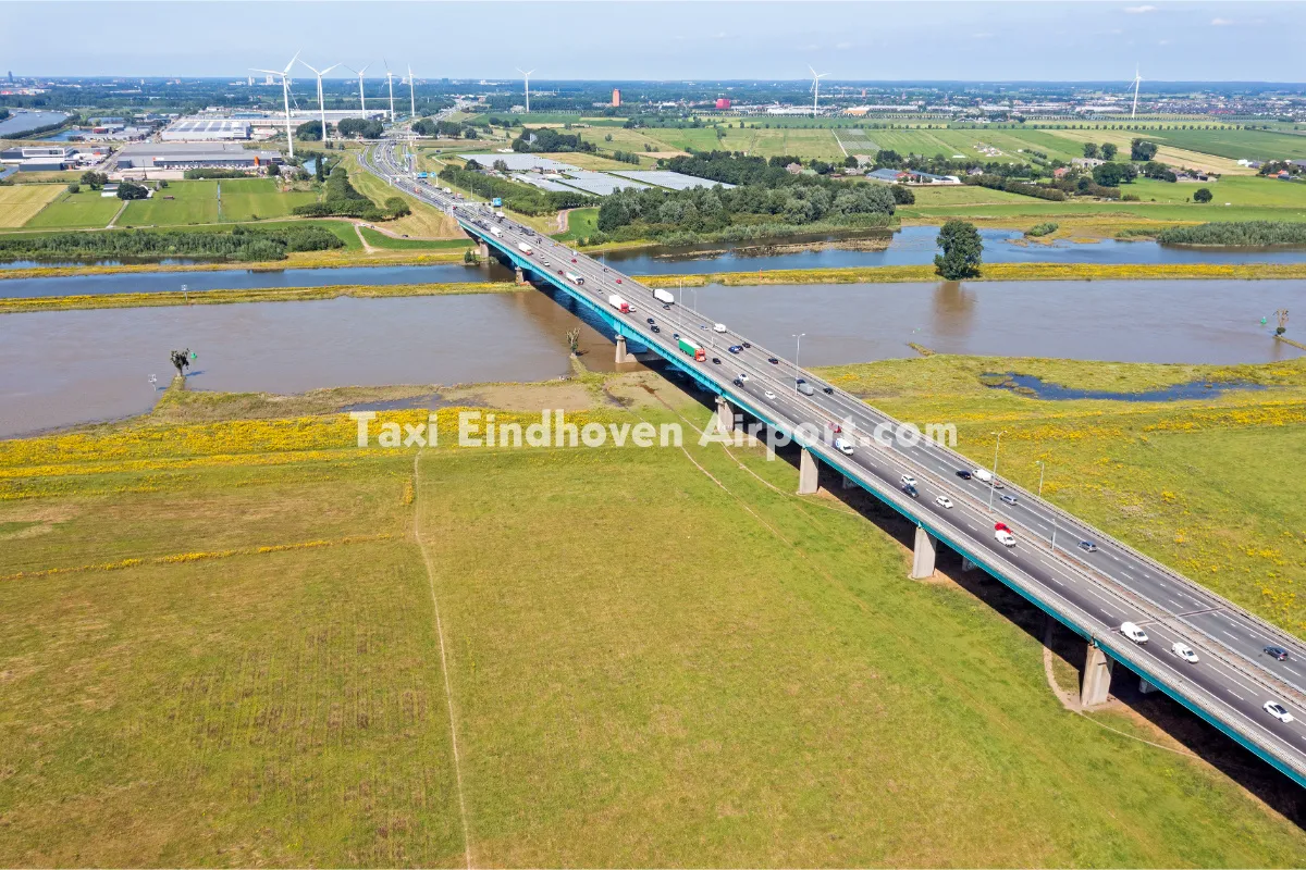 Taxi Nieuwegein naar Eindhoven Airport