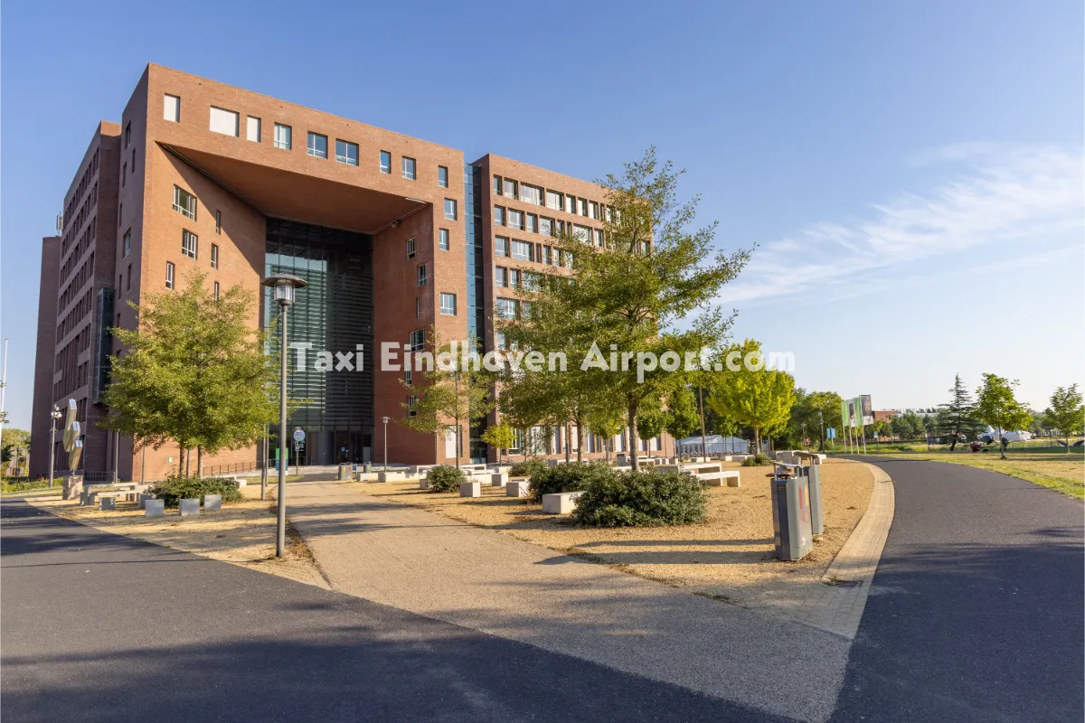 Taxi Wageningen naar Eindhoven Airport